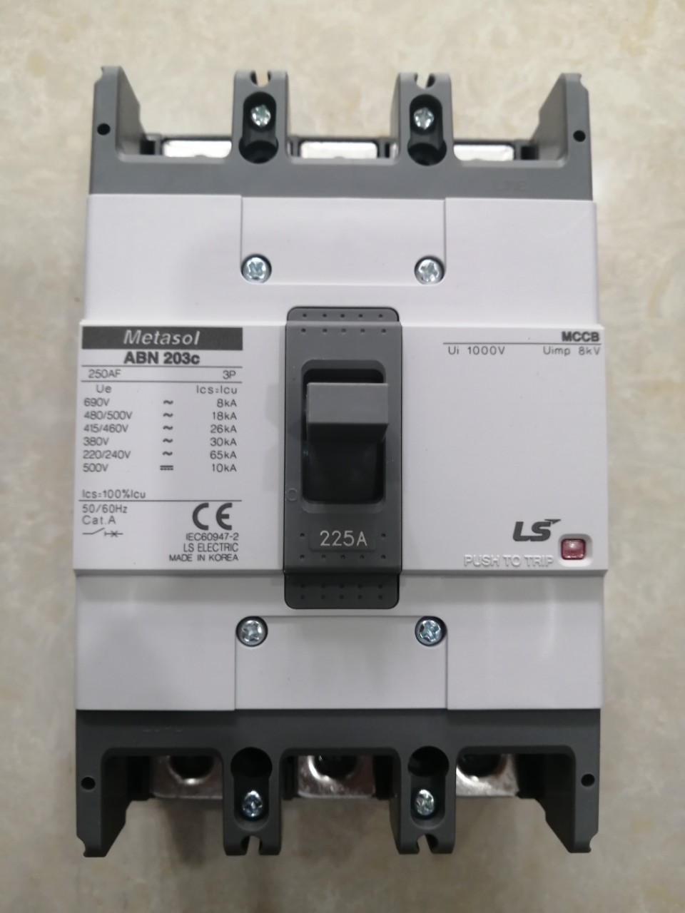 Aptomat MCCB 3P 225A 30KA LS