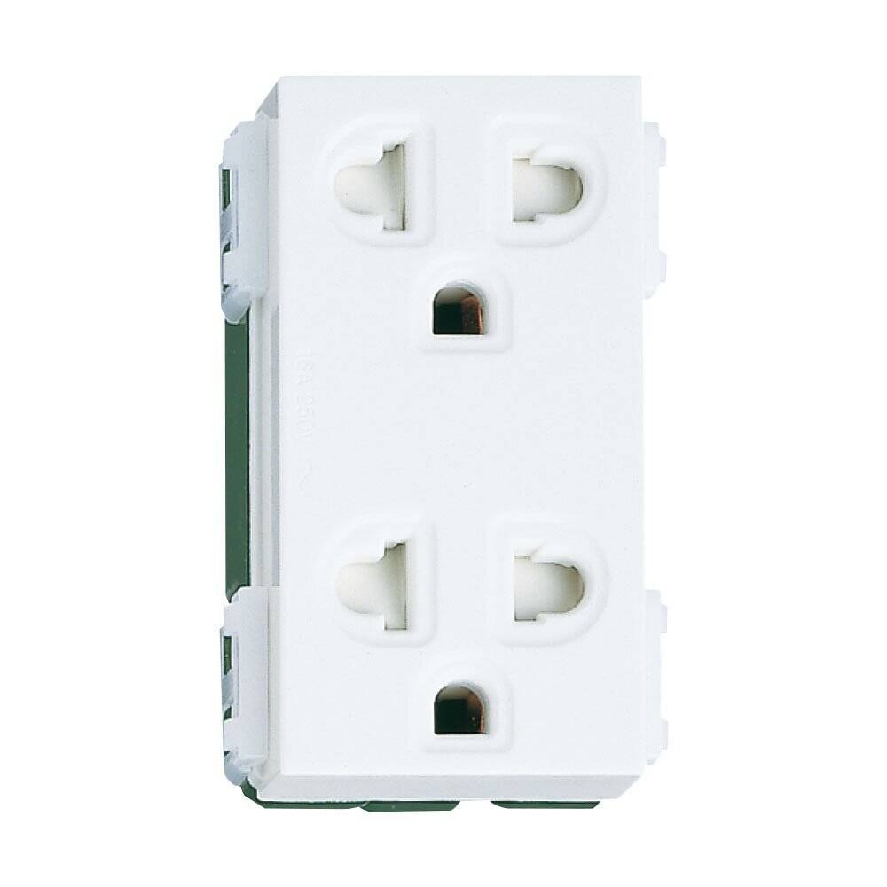 Ổ Cắm Đôi 3 Chấu Dòng Wide WEV1582SW Panasonic